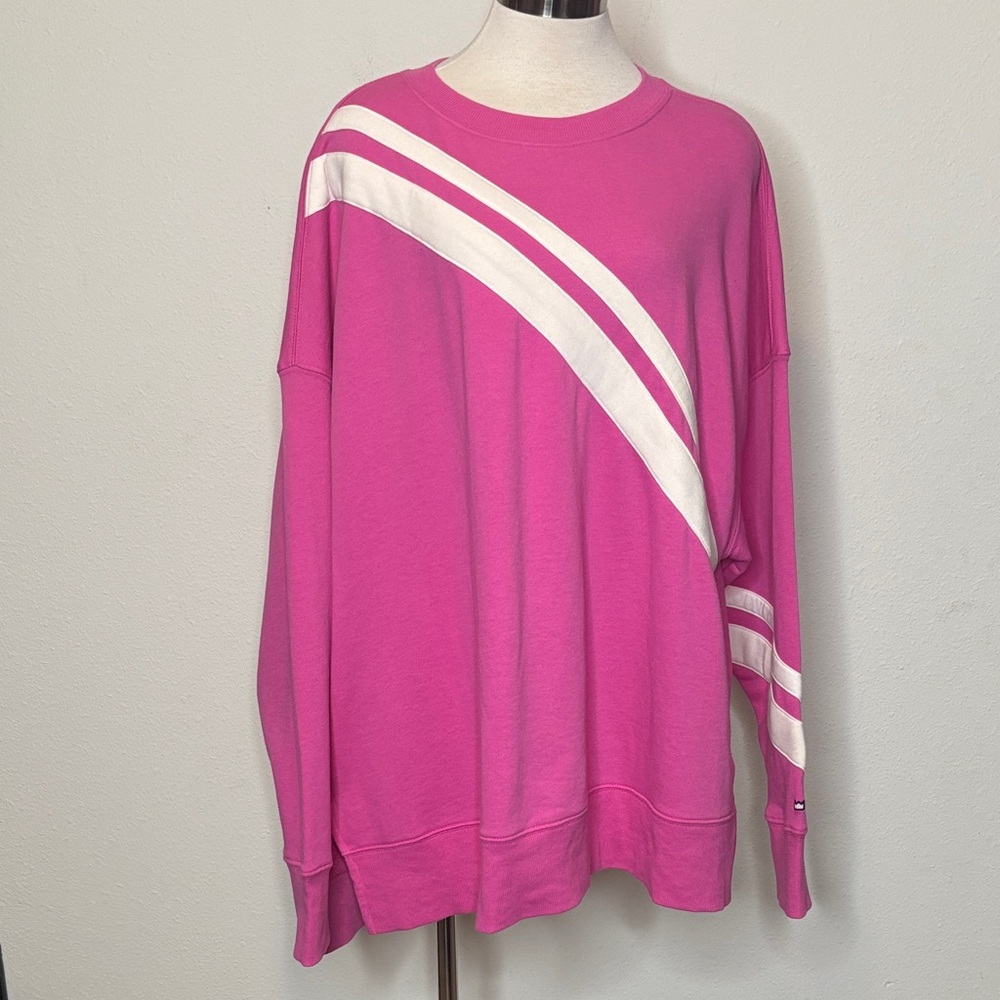 Cabana by Crown & Ivy size XXL Pink Sweatshirt with White Stripes